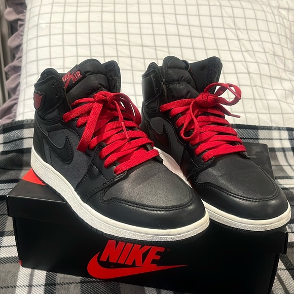Air Jordan 1 Retro High OG GS - Picture 1 of 6